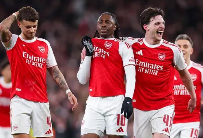 理查兹预测阿森纳或碾压巴萨 分析战术与球员优